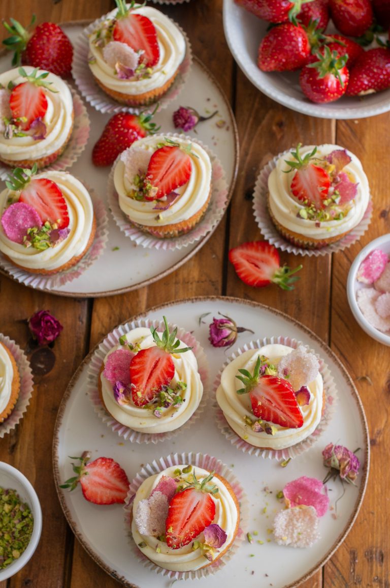 Vanilla cupcakes with strawberry filling and lemon cream